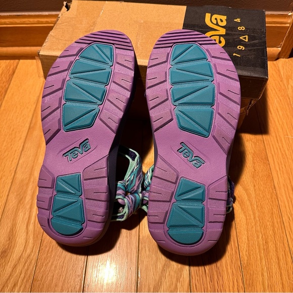 Teva Hurricane Walking Hiking Sandals Size 4 ( Big Girl) - Picture 6 of 14